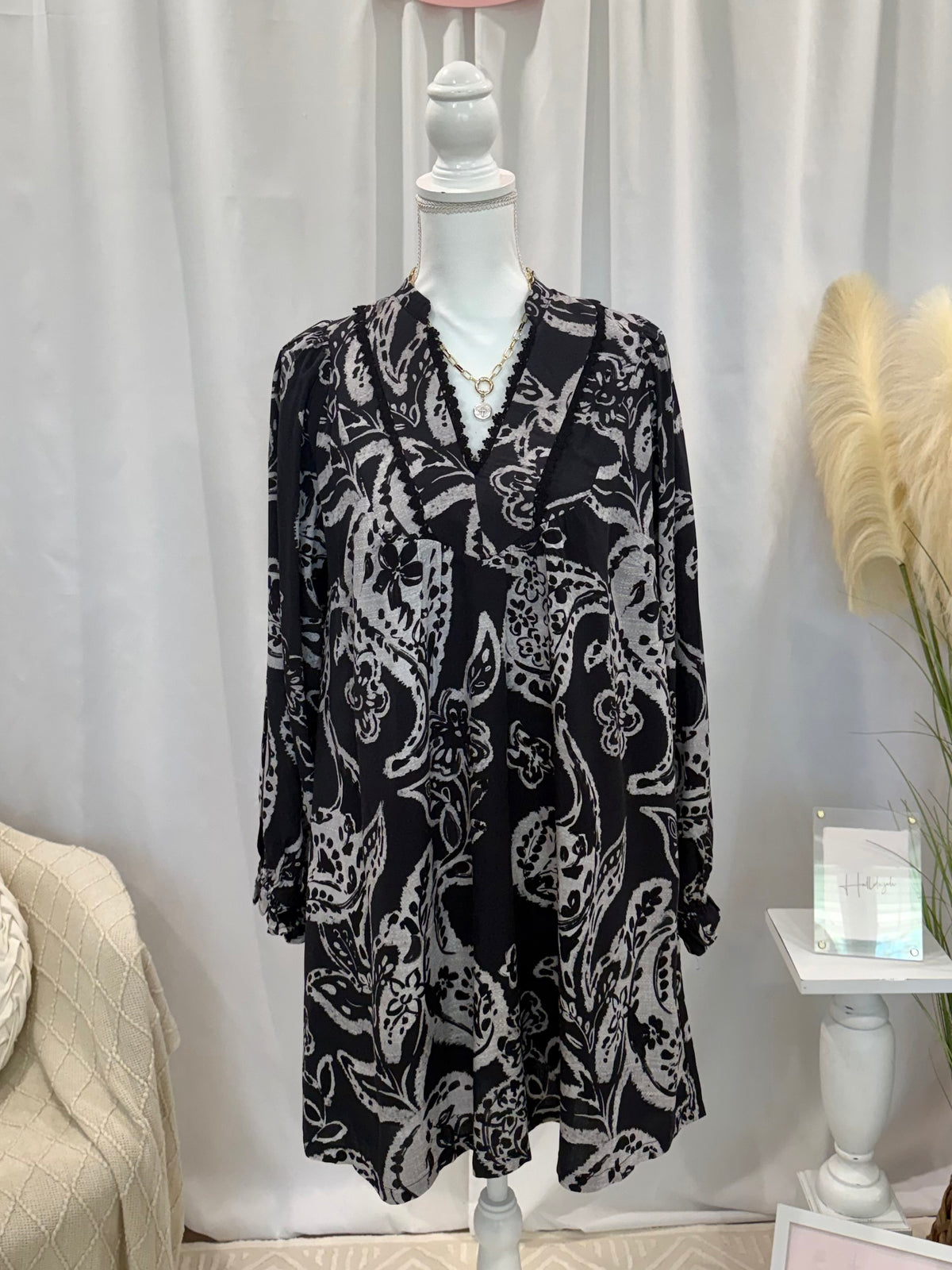 Dashing in Onyx Dress (Pockets!)
