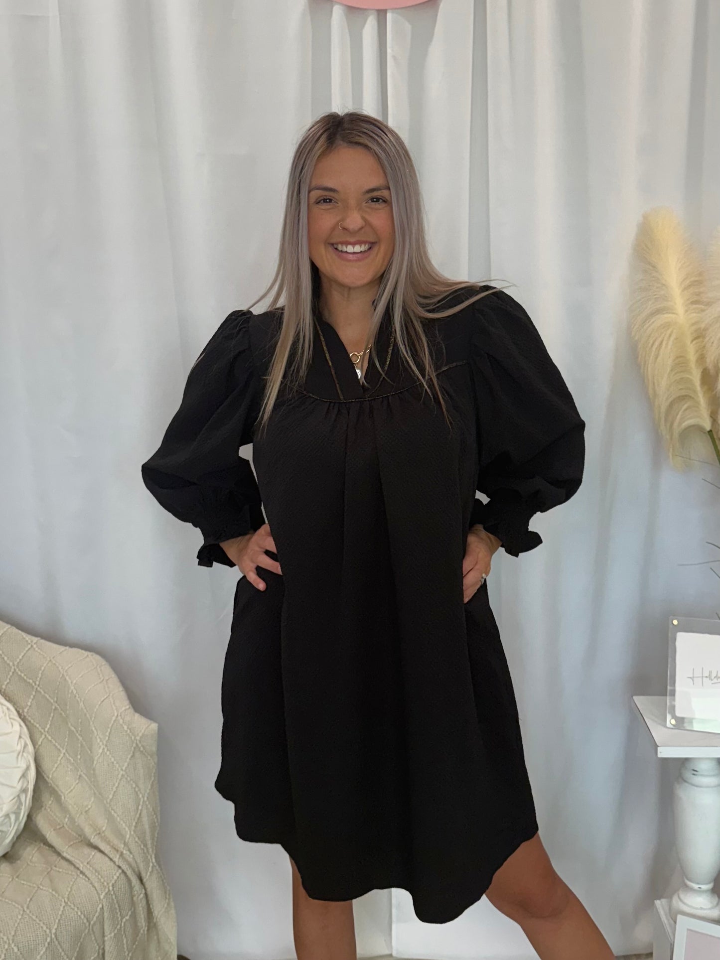 Obsidian Dress (Pockets!)￼