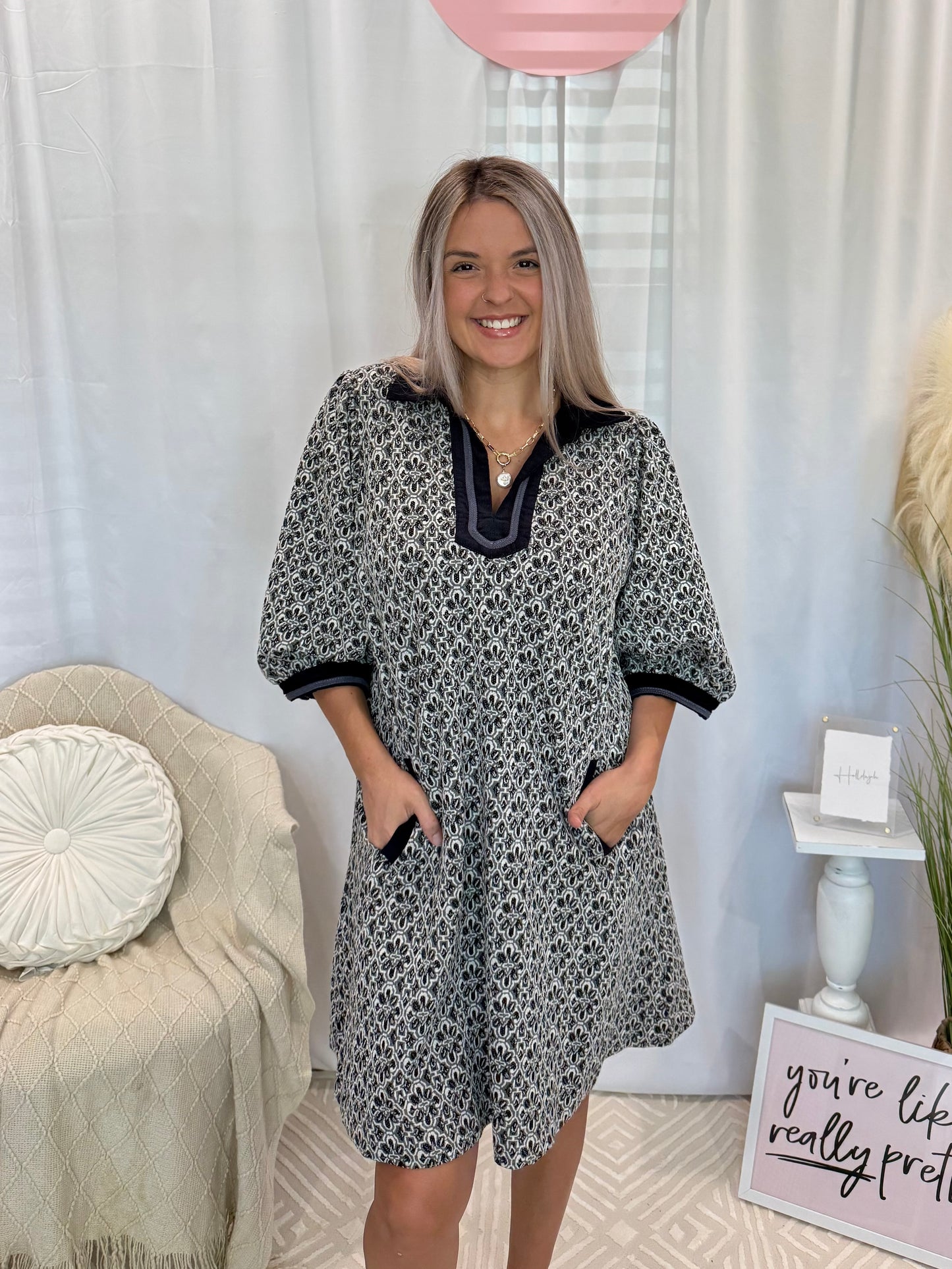 Delightfully Dressed Dress (Pockets!)