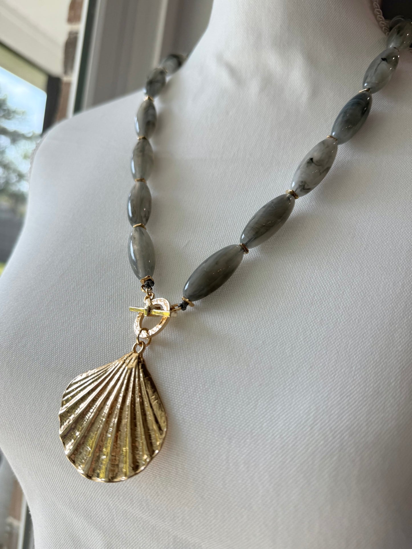 Mary Necklace